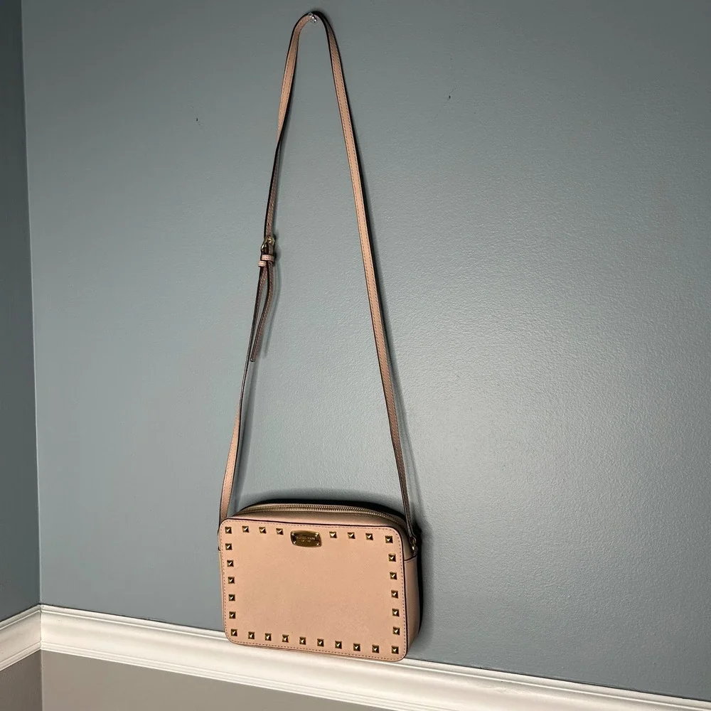 Michael Kors Pink Studded sandrine Crossbody Bag Gold‎ Hardware purse
